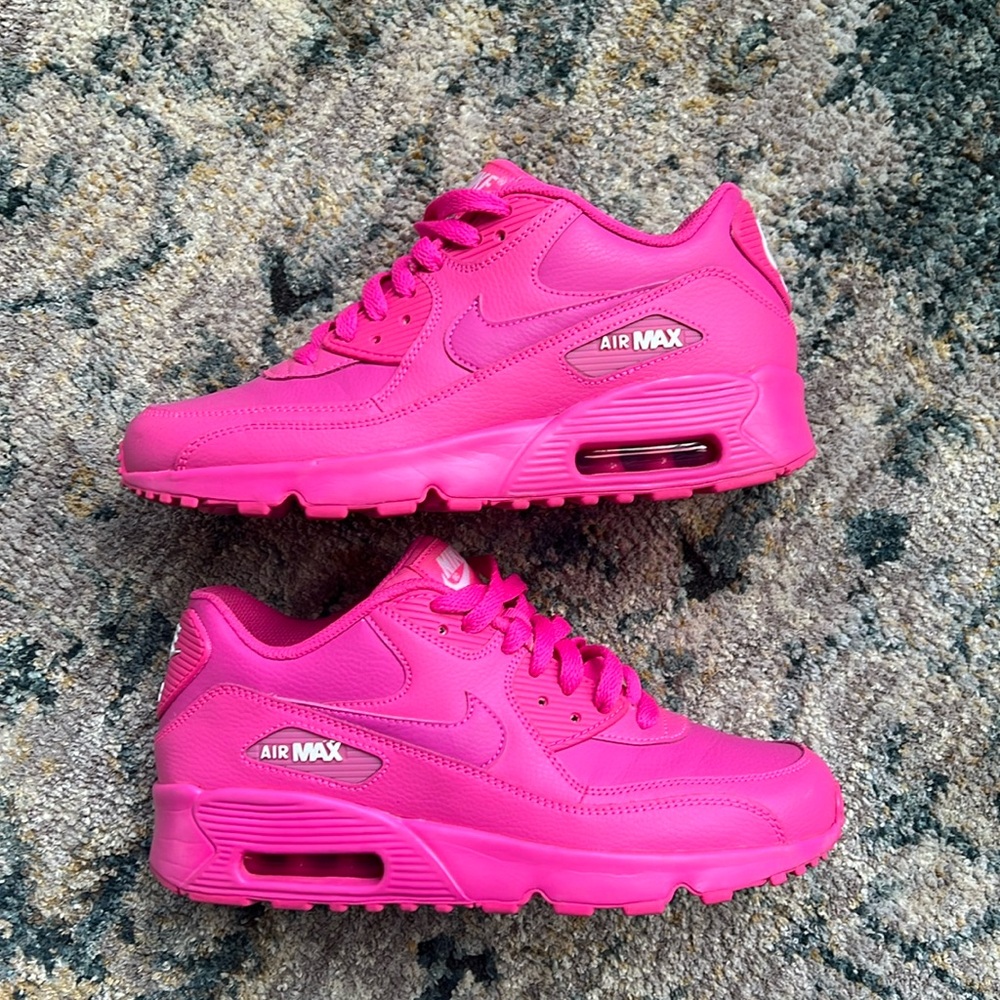 Nike Air Max 90 in Laser Fuchsia